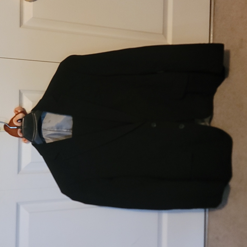 J Ferrar Men's Suit with Jacket and Pants